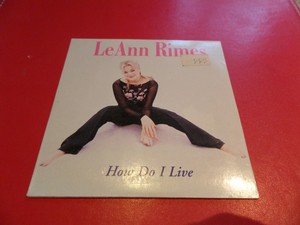 CD SINGLE - LEANN RIMES - HOW DO I LIVE - CARD SLEEVE