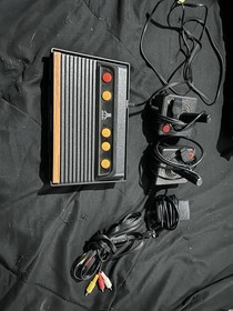 UNTESTED ATARI FLASHBACK 8 CONSOLE WITH 2 CONTROLLERS AND ALL CORDS (SEE PHOTOS)