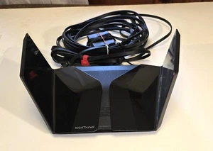 NETGEAR Nighthawk RAXE500 Tri-Band WiFi 6E Router - Afbeelding 1 van 6