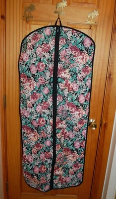 Beautiful Heavy Floral Hanging Garment Travel Bag with accessory roll bag. - Image 1 of 4