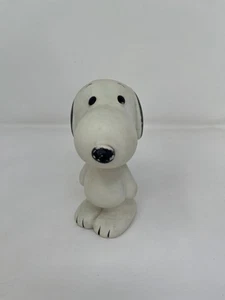 Vintage 1966 Snoopy Looking Sweet Squeaky Toy Figure Danara Syndicate Ltd. - Picture 1 of 5