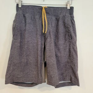 Lululemon Herrenshorts MEDIUM grau Lauffutter Shorts sportlich 9" Schrittlänge - Bild 1 von 9