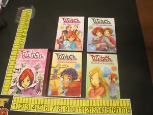 W. I. T. C. H. : The Magic of Friendship Boxed Set (2004, Trade Paperback) - Foto 1 di 4