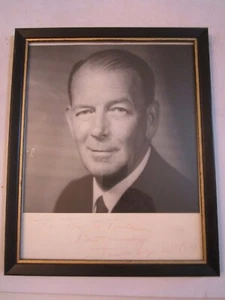 LOT OF 6 POLITICIANS - ASSORTED - PHOTOGRAPHS/AUTOGRAPHED - 8 1/2" X 11" FRAMED - Bild 1 von 12