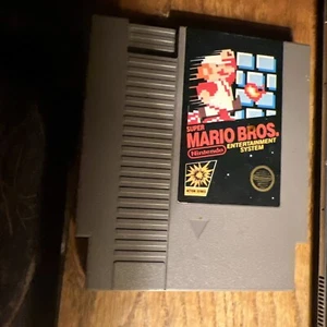 Solo cartucho de Super Mario Bros 1 NES - Imagen 1 de 2