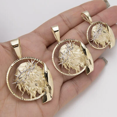 Colgante Medallón Cara de Jesús Corte Diamante Satinado Oro Amarillo Blanco 10K Foto 1 de 4