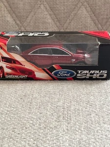 SELTENES GREENLIGHT ROTES FORD TAURUS SHO 1/64 DRUCKGUSS-AUTO NEU IN BOX - Bild 1 von 5