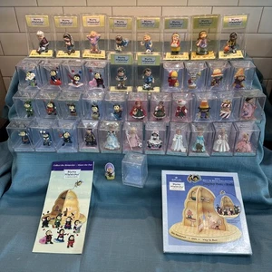 Lotto 40 miniature Hallmark Merry Way To Bees bambini cappellai felici signora Alexander - Foto 1 di 24