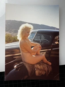 Vintage 1960's Girlie PIN UP Photo Risque Color Original Nude #206 - Bild 1 von 4