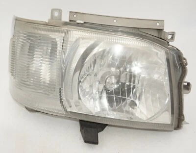 2005-2010 Toyota HiAce Right Side RHS Headlight Headlamp OEM Genuine - Image 1 of 4
