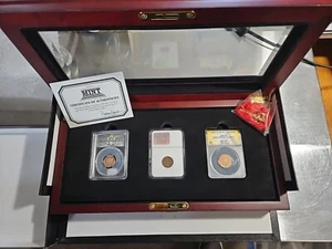 3  Certified PCGS NGC Slab Coin Wood Box w/ Glass Lid Safe Storage Display Case - Picture 1 of 8