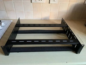 Étagère rack réglable 19 pouces pour lecteurs DVD électroniques grand public, etc. - Photo 1/4