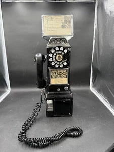Vintage Automatic Electric Pay Telephone Coin Slot Rotary Dial Phone 1950s - Picture 1 of 20