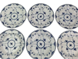 ROYAL COPENHAGEN BLAU GERIFFELT VOLLE SPITZE SET 6 SPEISETELLER # 1084 1. Q 9 7/8" D - Bild 1 von 24