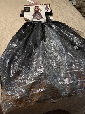 Lote De Dos Novia Araña Gótica Incluye Disfraz Vail Niña’s M(7/8) Foto 1 de 4