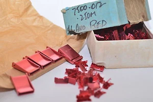 Rote Klemmschnalle / Schnalle mit Endstück aus Aluminium,19 mm, Ratchet Buckle - Bild 1 von 5