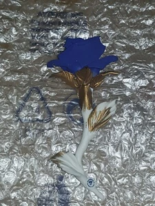 70's - LA ROSA BLU' IN CERAMICA - 12 CM - CAPODIMONTE (B) - Picture 1 of 4