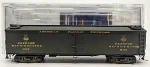 Broadway Limited 1824 HO ARE Weathered 53'6" Wood Express Reefer #304 EX/Box