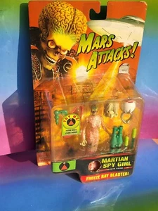 1996 Trendmaster USA MARS ATTACKS MARTIAN SPY GIRL Argentina distr. Mint in box. - Foto 1 di 11