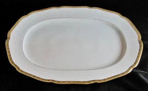 Hutschenreuther MADELEINE, Gold Encrusted, Oval Serving Platter, 14 1/4" - Picture 1 of 1