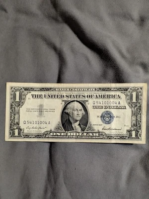 Extremely Rare 1957 1 Dollar Silver Certificate With Off Center Picture Error - Image 1 of 4