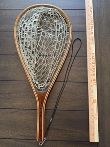 Cortland Wooden Fly Fishing Net Rubber Mesh Trout Catch Release Lanyard 23x11in - Picture 1 of 9
