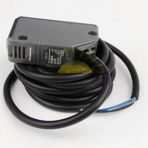 Nuevo sensor de fibra óptica Panasonic EQ-34 UEQ34 - Imagen 1 de 5