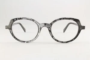 Rare Authentic Traction Productions Malone Grisille 49mm Zebra Frames France - Picture 1 of 5