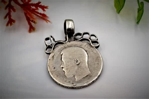 ANTIQUE ORIGINAL ! 19th century Natural pendant dukach coral beads silver ducat - Picture 1 of 17