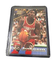 1993-94 Topps Stadium Club Hakeem Olajuwon 89 - NM/M - Houston Rockets Legend
