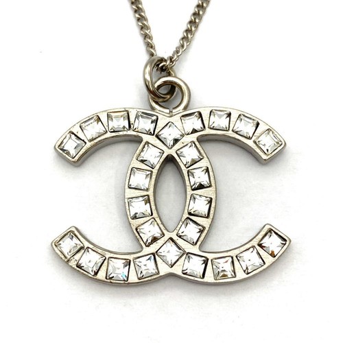 Collana CHANEL COCOmark B11 A strass metallo P0038256