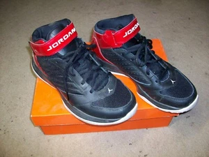 Tenis de baloncesto Nike Air Jordan BCT 3 Mid negros rojos para hombre talla 10 8-16 nuevos en caja - Imagen 1 de 7
