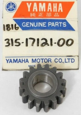 1 NEW YAMAHA AT1 AT2 CT1 HT1 MX125 2nd Pinion Gear Part 16T OEM 315-17121-00-00 - Image 1 of 3