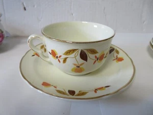 HALL SUPERIOR JEWEL TEA AUTUMN LEAF CUP/SAUCER - Picture 1 of 5