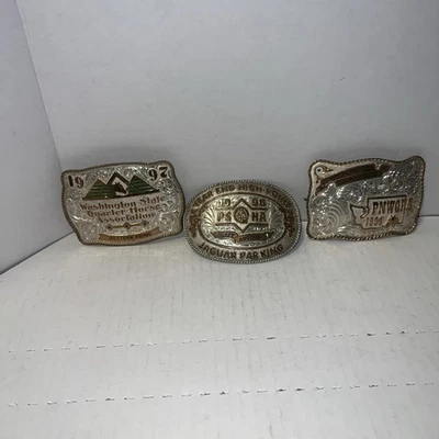 LOTE DE 3 HEBILLAS DE CINTURÓN MEDALLA CABALLO HOMBRE S, 1994,96 Y 97, VER DETALLES PARA MÁS INFORMACIÓN Foto 1 de 4