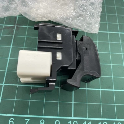 84810-12080 Single Window Switch Control Passenger Side Genuine Toyota NOS - Image 1 of 4