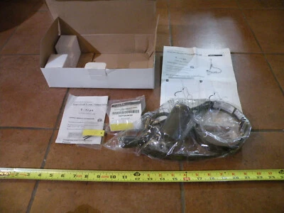 (1) T-Trak Lighting Track Head Power Jack Sportster Incandescent PAR Ant. Bronze - Image 1 of 4