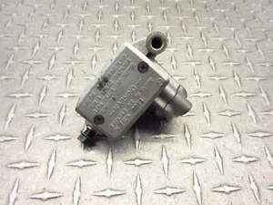 1988 88 Honda VT800 Shadow 800 OEM Right Side Front Brake Master Cylinder - Picture 1 of 12