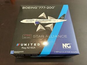 1:400 NG Model United Airlines Boeing 777-200ER N218UA Star Alliance PLZ READ