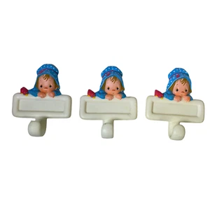 SELTEN 3 Sets Vintage 1980 Punze Hookups schläfrig Kind Befestigung Wandhänger Neu ohne Verpackung - Bild 1 von 8
