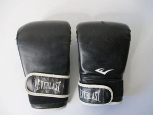 EVERLAST Boxing Gloves - MMA or Training - Light Weight - L/XL - Black and White - Picture 1 of 6