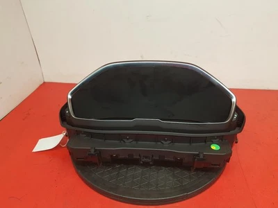 Peugeot 3008 2020 1,5 L diésel automático velocímetro cuadro de instrumentos Foto 1 de 4