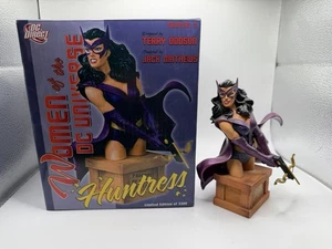 DAMEN DES DC UNIVERSUMS BATMAN JÄGERIN BÜSTE VON TERRY DODSON - Bild 1 von 12