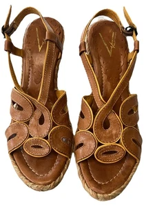 vince camuto platform sandals Leather Uppers Size 6.5b Made In Brazil. - Picture 1 of 6