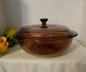 Pyrex Runde Auflaufform & Deckel 024 2 Quart/Liter Bernstein Rauch Braun Ofen Mikrowelle - Bild 1 von 5