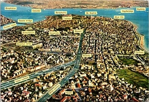 Postal con vista aérea etiquetada ubicaciones de Estambul Turquía - Imagen 1 de 2