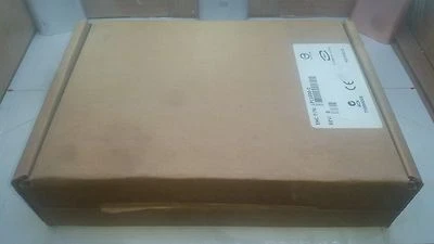 Emulex LPe11000 4GFC FC Fibre Channel PCI-e x4 - Image 1 of 4