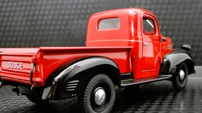 Dodge Chrysler Plymouth Ram Pickup Truck 1940s 1:24 SCALE METAL BODY MODEL CAR - Image 1 of 4