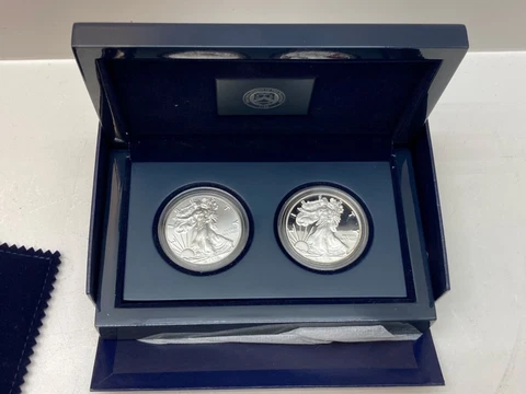 2016 W American Silver Eagle Lettered Edge 2 Coin Set Proof & Bus US Mint w/ COA Cover
