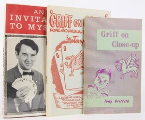 Three Signed Tony Griffith Magic Tricks / Card Tricks Books Rare Griff on Cards - Imagen 1 de 11